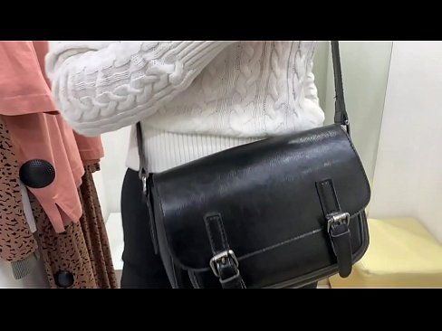 ❤️ Vieša jaunos kalės FeralBerry masturbacija su dildo aprangos kambaryje ❤️ Porno video prie lt.domhudognika.ru
